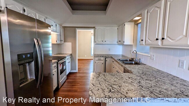 Foto del edificio - 4 br, 3 bath House - 13205 Green Valley Dr