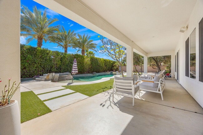 Foto del edificio - 49392 Hohokam River St