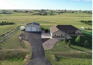 Building Photo - 6960 Whistler Dr