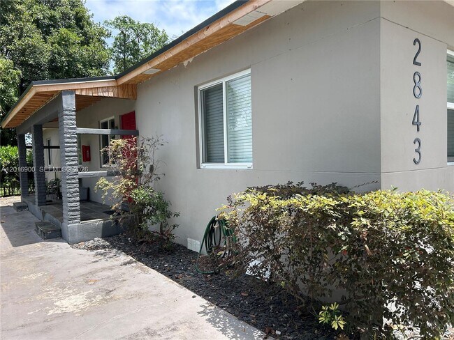 Foto del edificio - 2843 SW 37th Ct