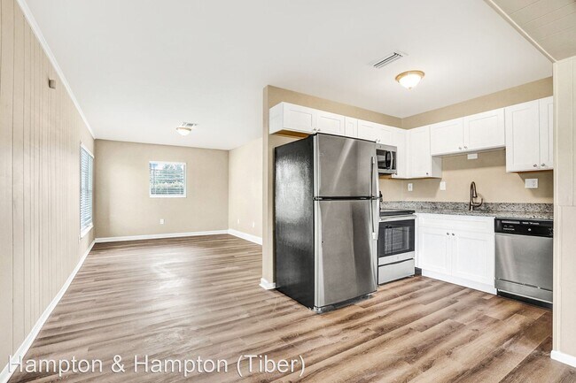 Foto del edificio - 3 br, 2 bath House - 5600 ARUNDEL DRIVE