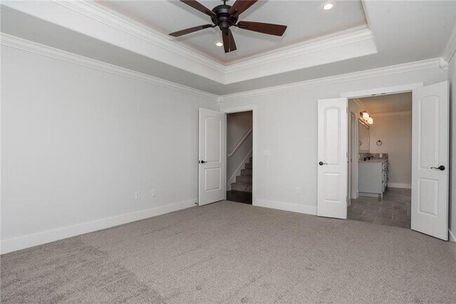 Foto del edificio - 4 Bed with LOFT!