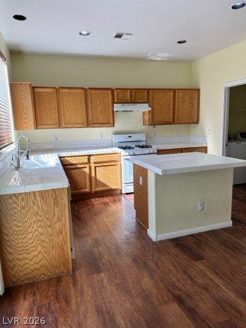 Building Photo - 7511 W Mesa Verde Ln