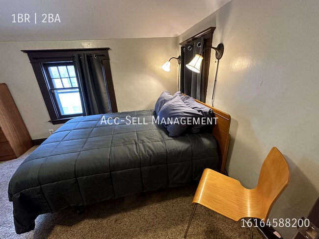 Foto del edificio - 643 Thomas St SE