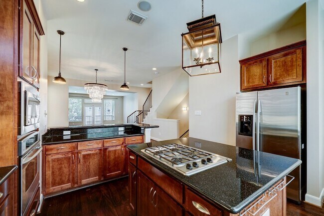 Photo - 5202 Rose St House