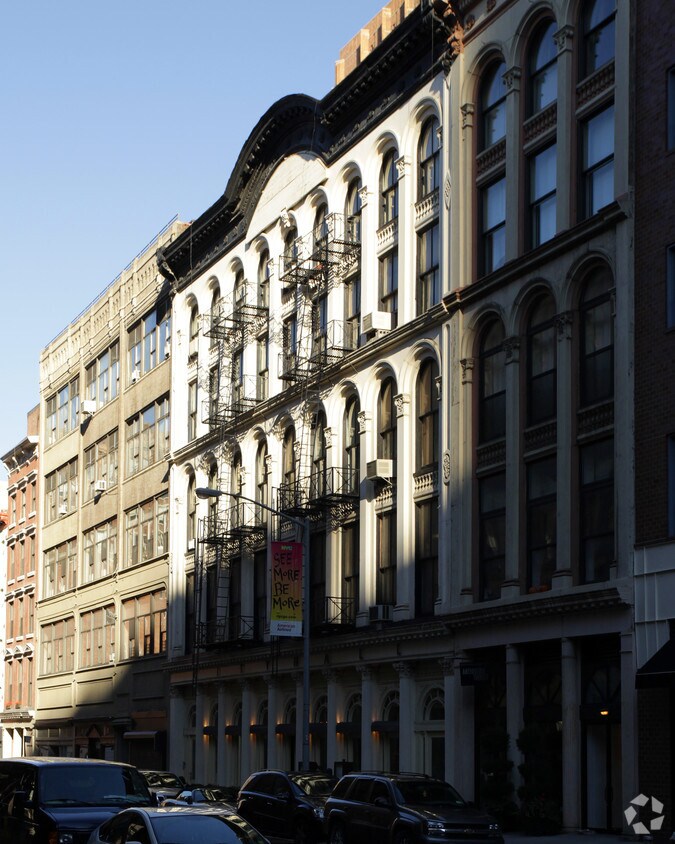 131135 Duane St, New York, NY 10013 Apartments New York, NY