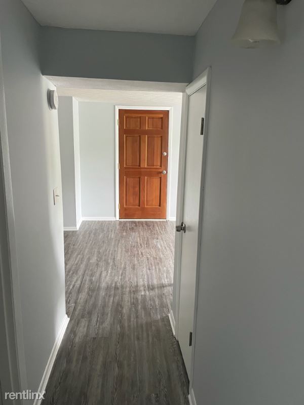 Foto del edificio - 2 br, 1 bath Condo - 706 Ashlawn Place