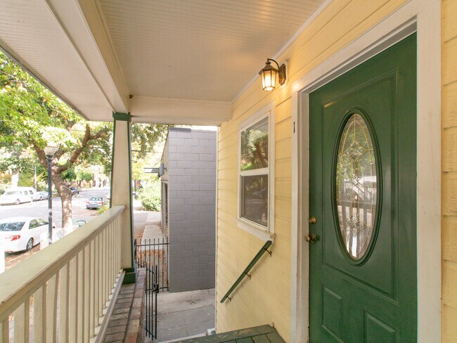 Building Photo - 1621 18th St