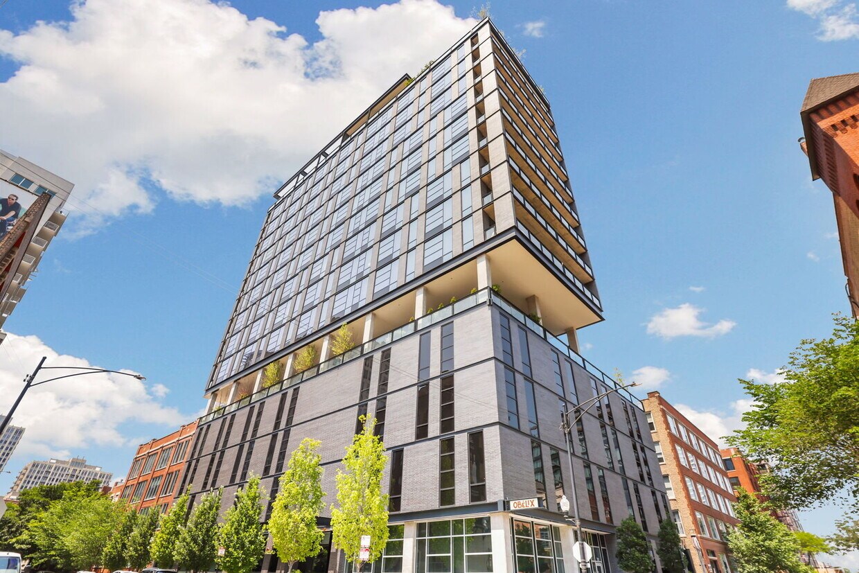 Foto principal - 400 W Huron St
