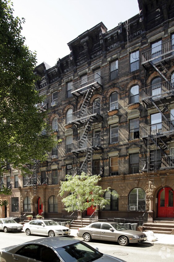 218 - 220 E 27th St - 218-220 E 27th St