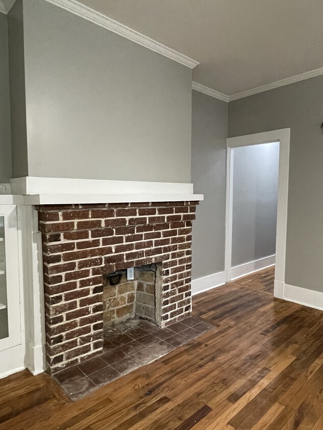 Great Room Fireplace - 1221 Grove St