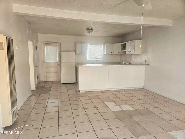 Building Photo - 2908 Idalia Ave