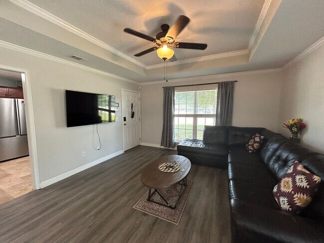 Foto del edificio - 120 Grandview Dr