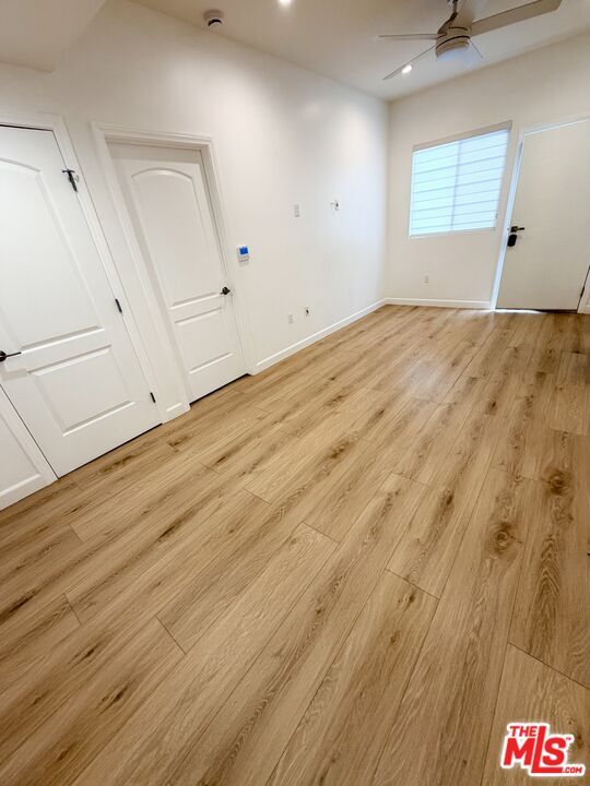 Foto del edificio - 816 N McCadden Pl