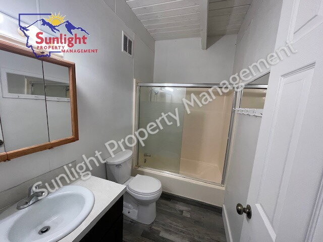 Building Photo - "Charming 2-Bed Oasis in Prime Billings Lo...