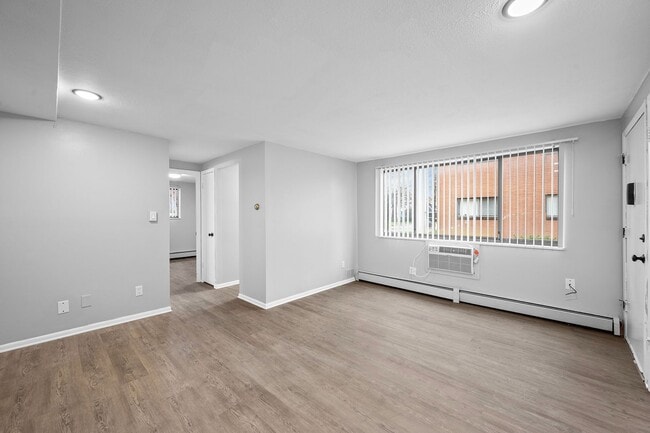 Interior Photo - Arlen Terrace Apartments