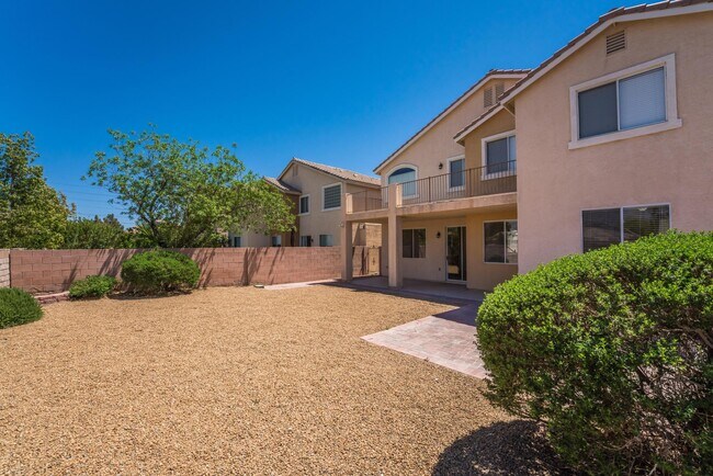 Foto del edificio - 4828 Whisper Lake Dr