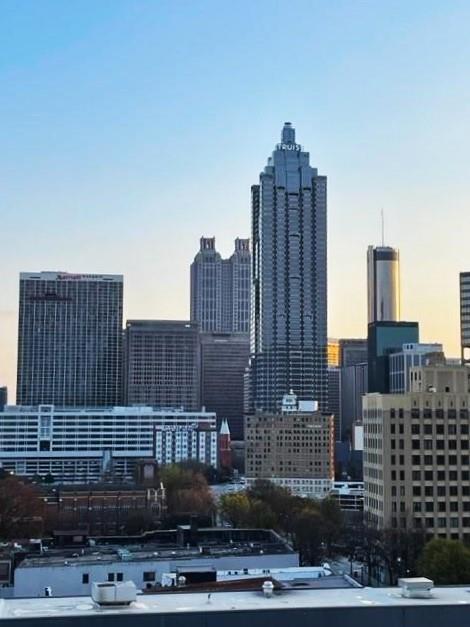 Foto principal - 565 Peachtree St NE
