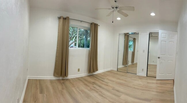 Foto del edificio - 801 NE 36th St