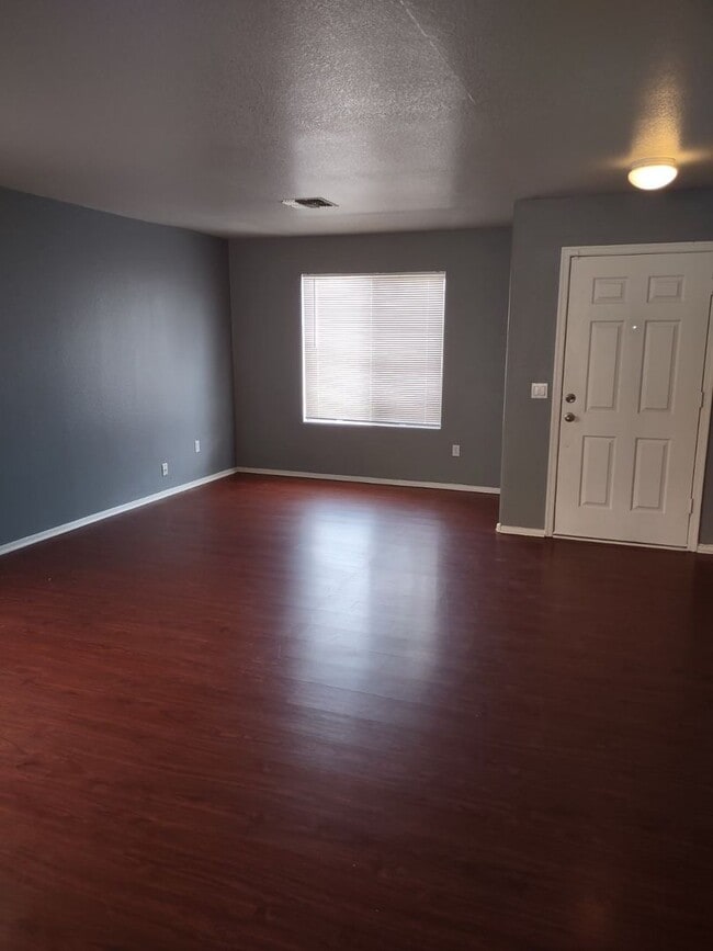 Building Photo - SHEELY FARMS COMMUNITY