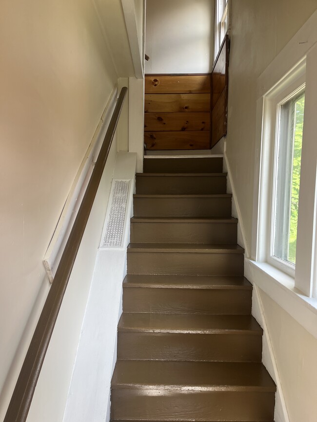 Second floor apartment - 2228 7th St SW