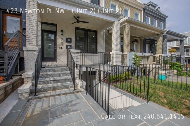 Foto del edificio - 423 Newton Pl NW