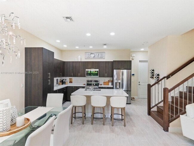 Foto del edificio - 12417 NW 17th Manor