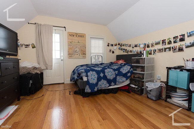 Building Photo - 5 br, 2 bath House - 78 Brooks St # 2 2