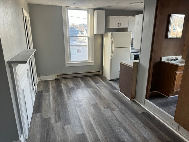 Building Photo - 515 Walnut Ave