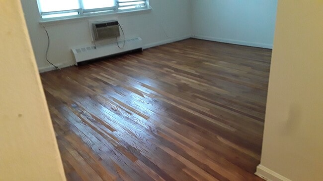Living Room - 2408 28th St