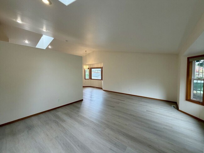 Foto del edificio - Cozy and Charming 3 Bedroom in Lynnwood!