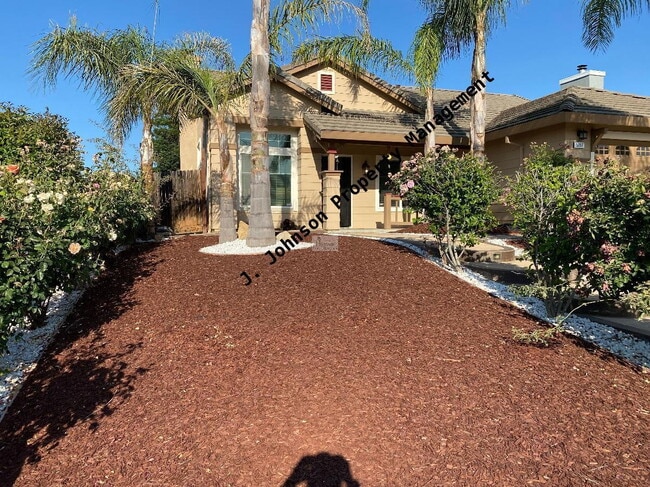 Foto del edificio - Beautiful 4 bed 2 bth home