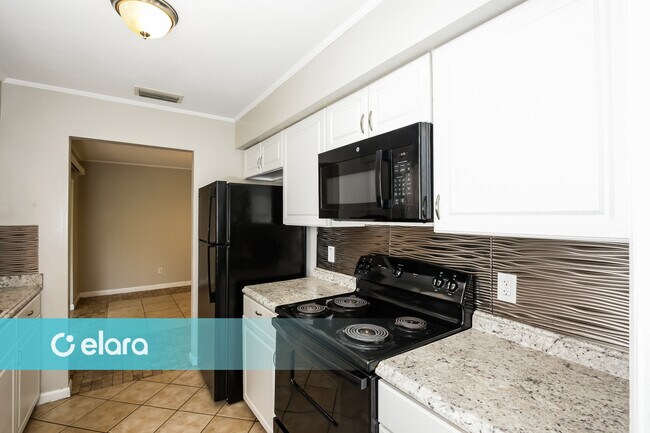Building Photo - 1486 MALALUKA ST