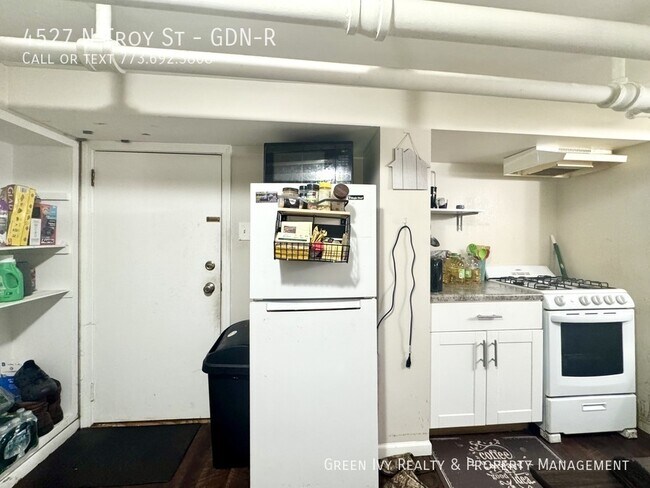 Foto del edificio - 4527 N Troy St