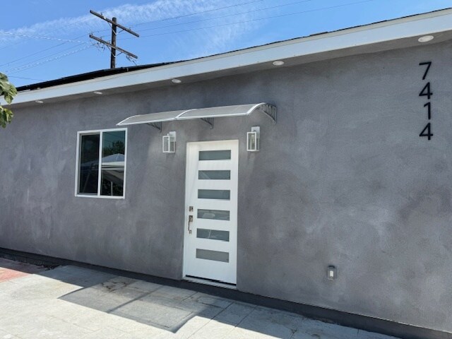 Foto principal - 7414 Cleon Ave