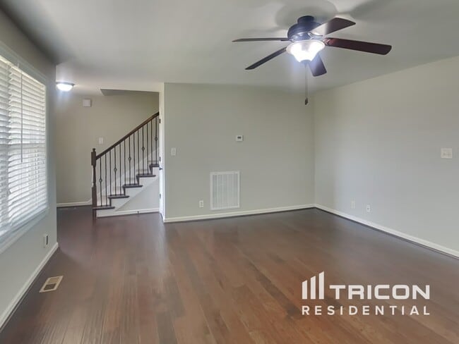 Foto del edificio - 1073 Castlerock Dr