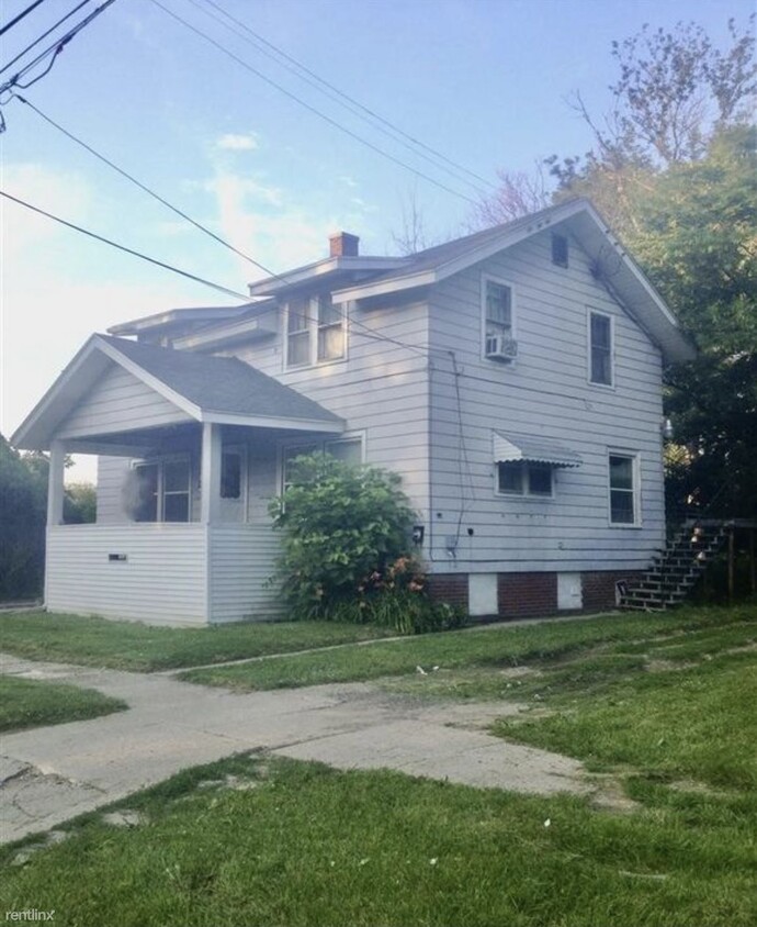 Primary Photo - 2 br, 1 bath Duplex - 1132 Ward St