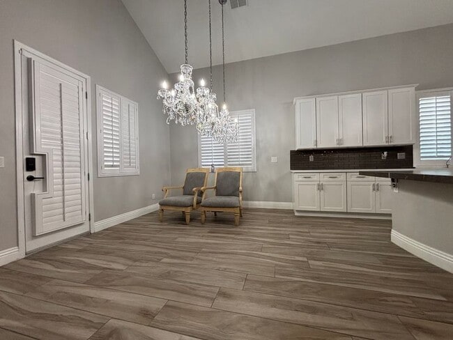 Foto del edificio - 11548 Valentino Ln