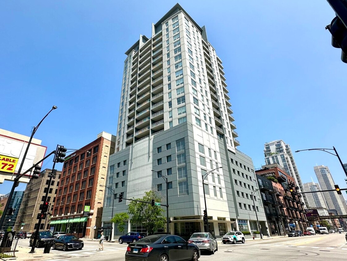 Primary Photo - 330 W Grand Ave