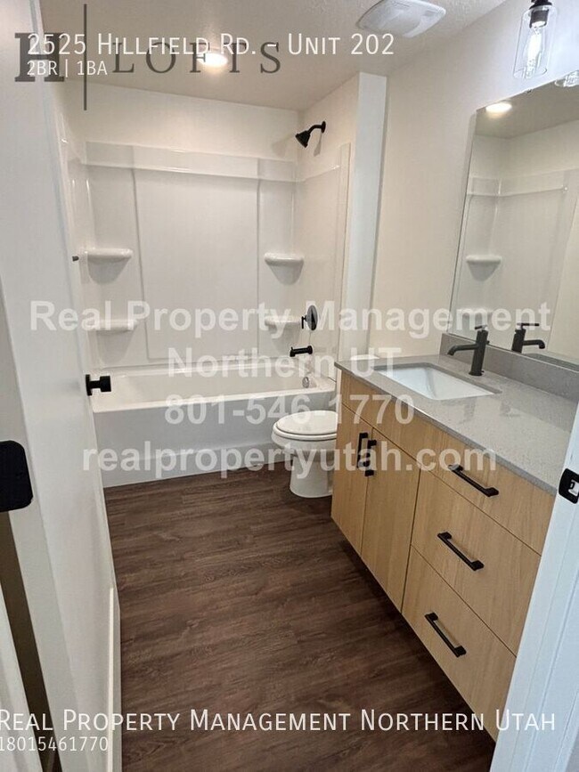 Foto del edificio - 2525 Hillfield Rd.-Unit 202