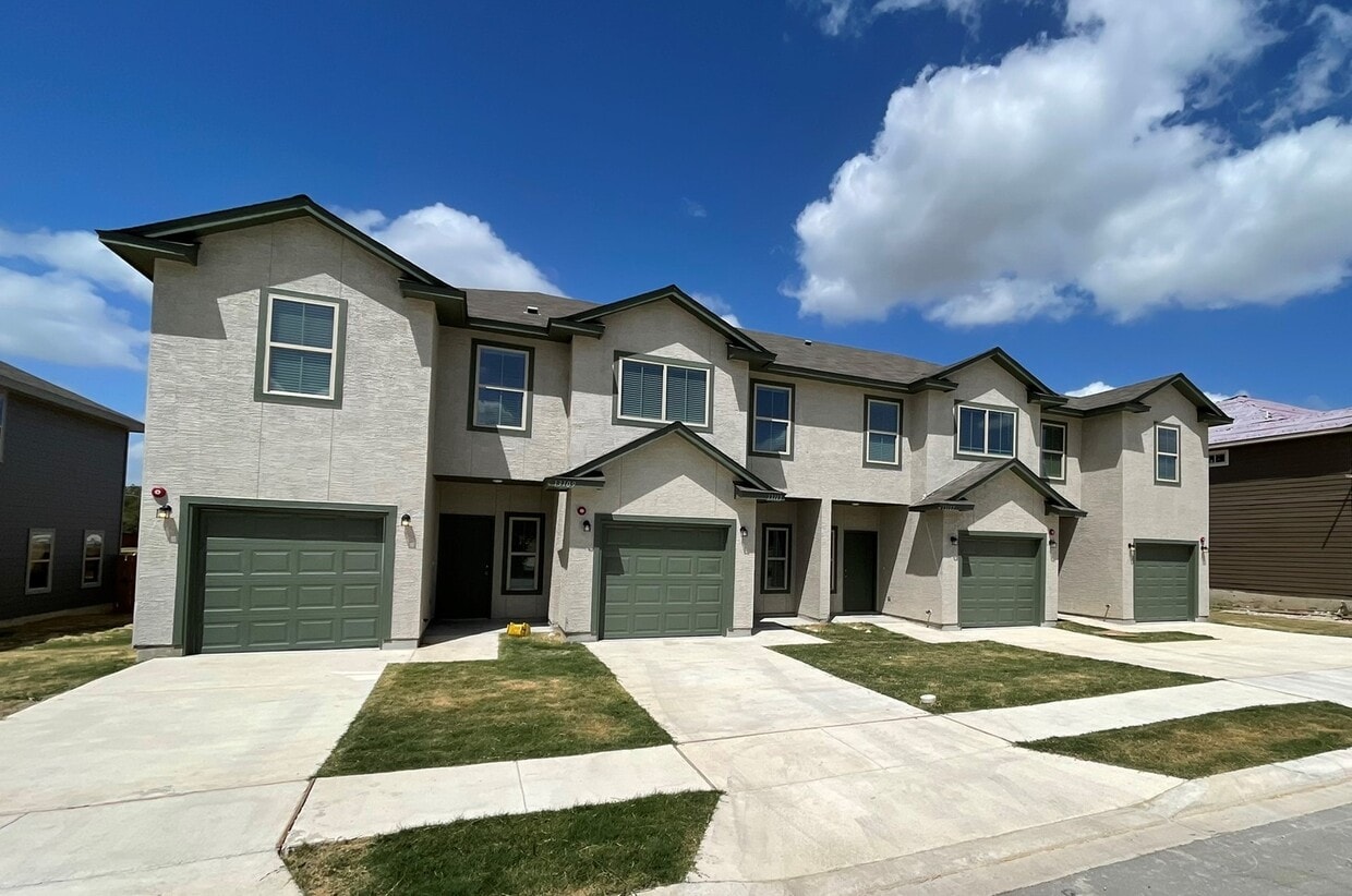 Photo - 13109 Reid Mdws (Live Oak, TX)