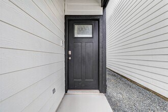 Building Photo - 12318 Basilwood Dr