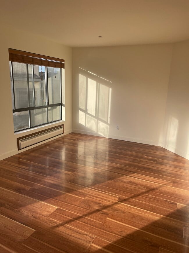 Building Photo - 45 El Camino Real