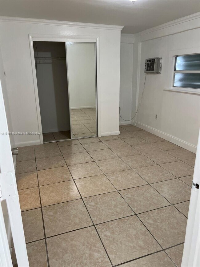 Building Photo - 13360 SW 43rd St