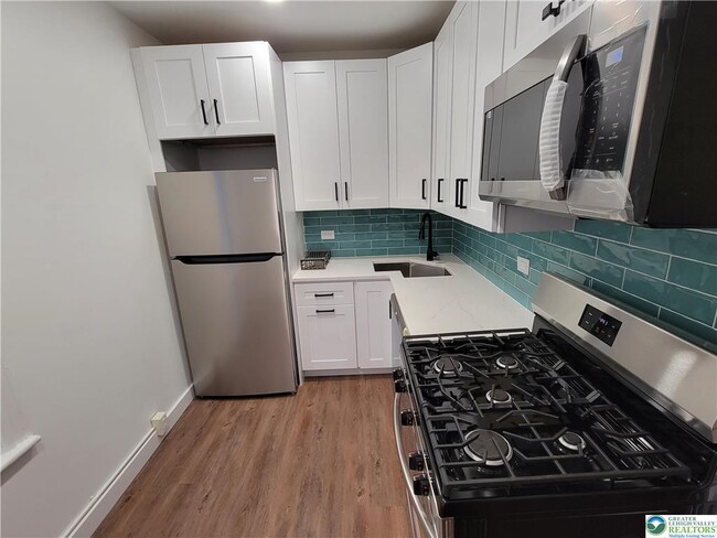 Foto del edificio - 746 Linden St