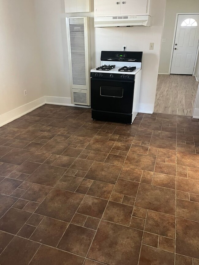 Foto del edificio - 19133 E Grace St