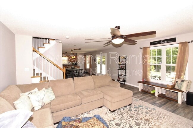 Building Photo - 4401 Clifton Dr