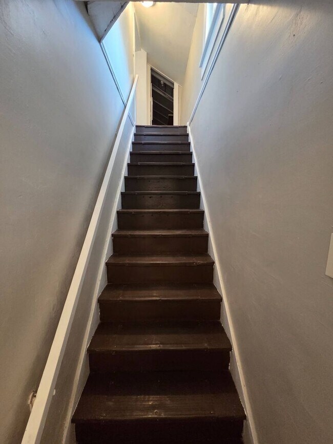 Foto del edificio - 3027 Fortune Ave