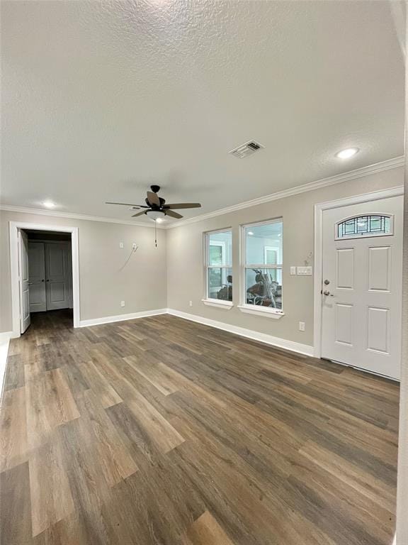 Building Photo - 1253 Chevy Chase Dr