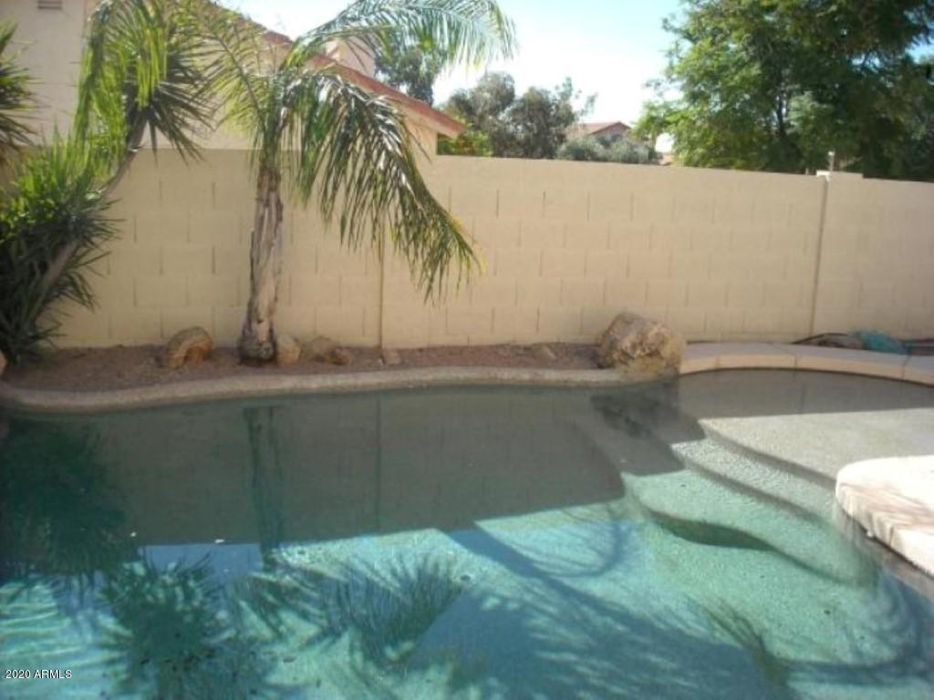 Primary Photo - 10359 E Voltaire Ave